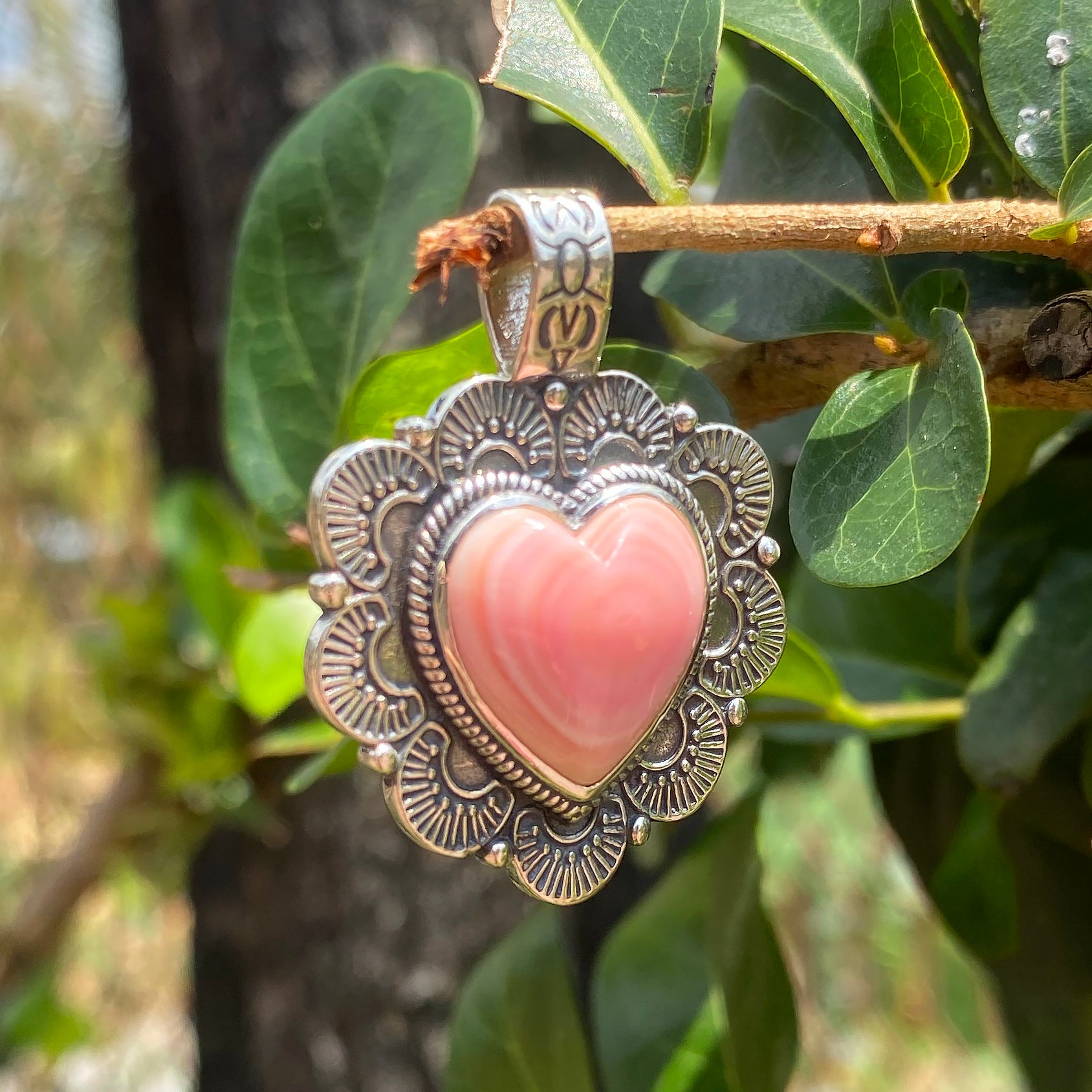 Heart Rose Conch Shell Pendant